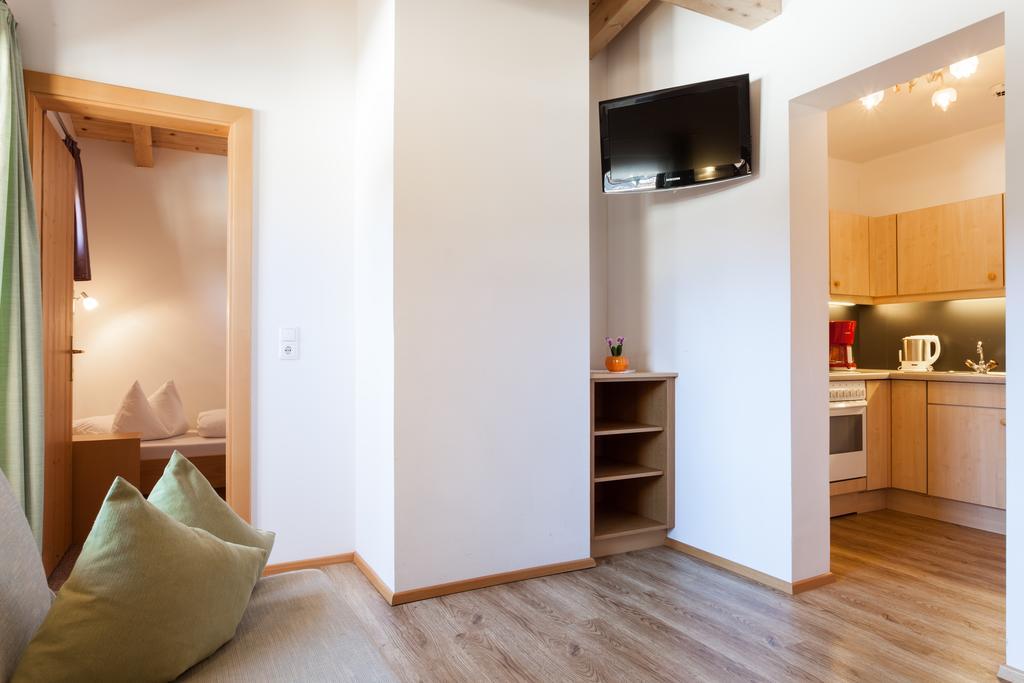 Appartement Hotel Garni Matthaeuserhof Герлос Экстерьер фото